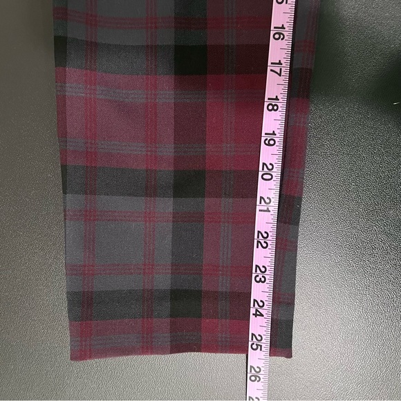 LOFT Modern Skinny Ankle Plaid Pants Size 8P - Picture 9 of 9